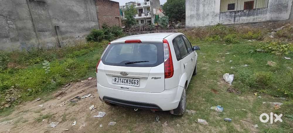 Ford Figo Petrol 2011