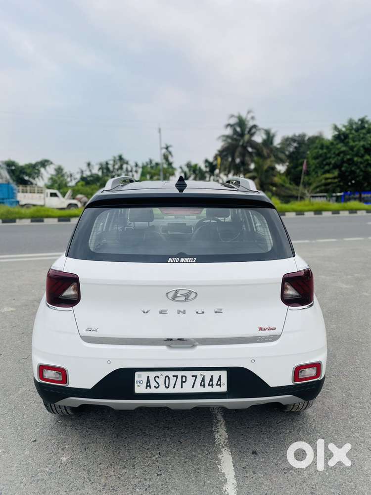 Hyundai Venue 1.0 Sx Turbo Imt Dual Tone Sport, 2019, Petrol