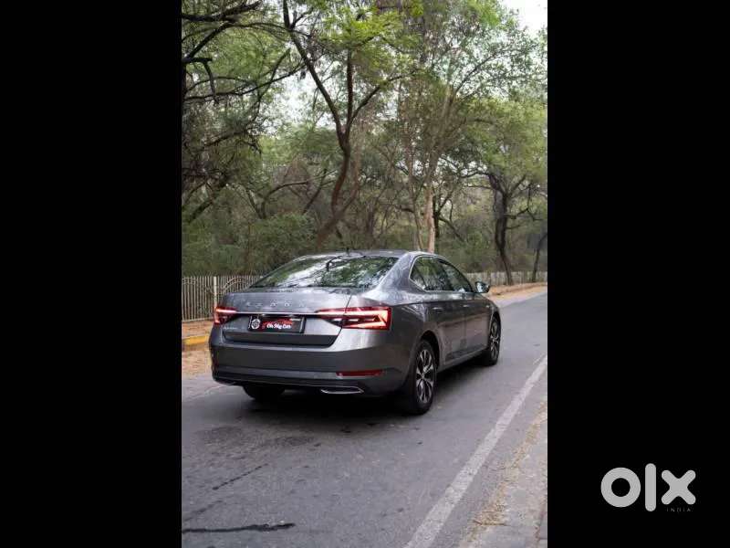 Skoda Superb 2.0 L&k Tsi At, 2023, Petrol