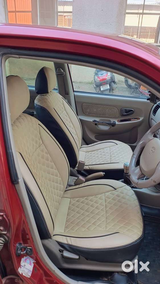 Hyundai Accent 2011 Red