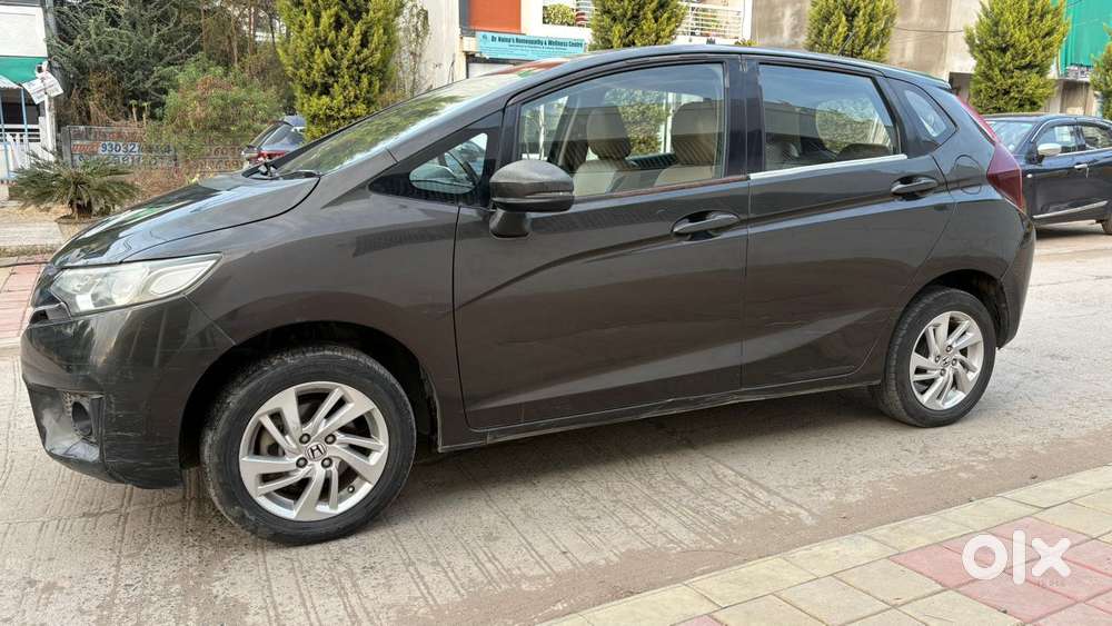 Honda Jazz V Automatic, 2016, Petrol