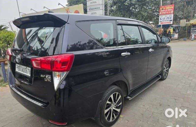 Toyota Innova Crysta [2020-ongoing] 2.7 Zx At 7 Str, 2022, Petrol