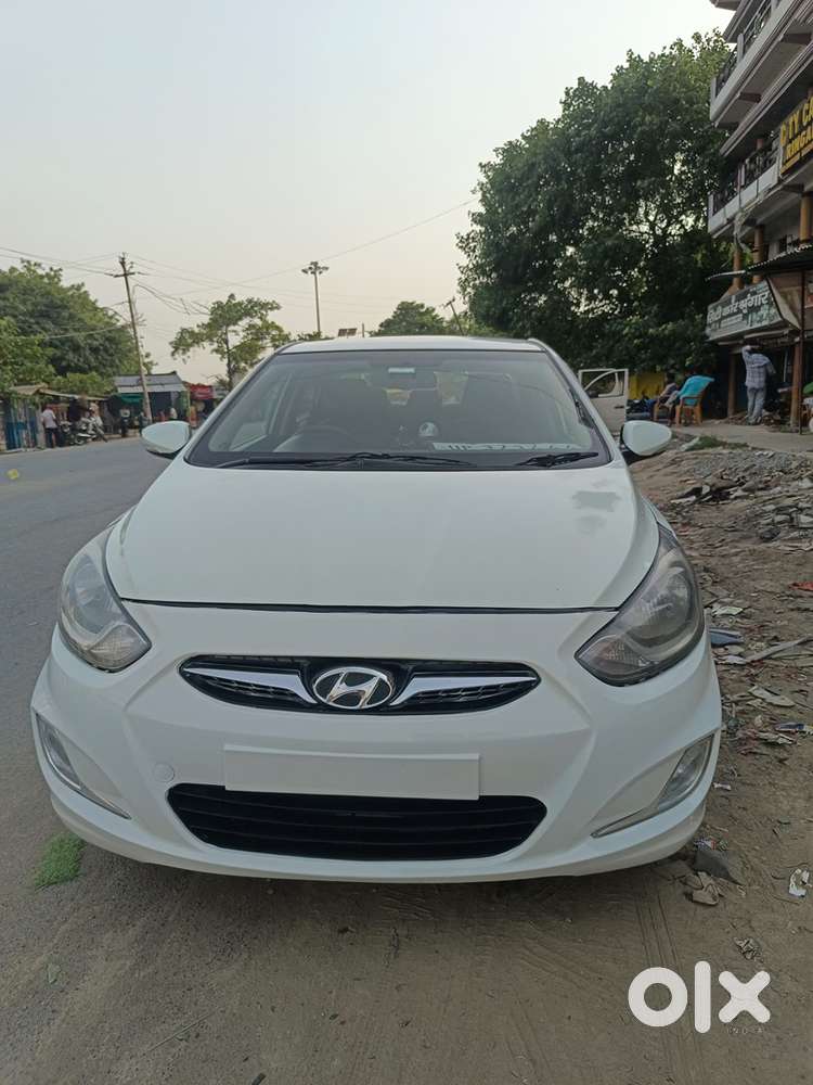 Hyundai Fluidic Verna 2012