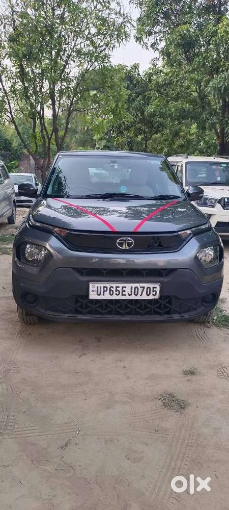 Tata Punch 1.2 Revotron Creative Dual Tone, 2022, Petrol