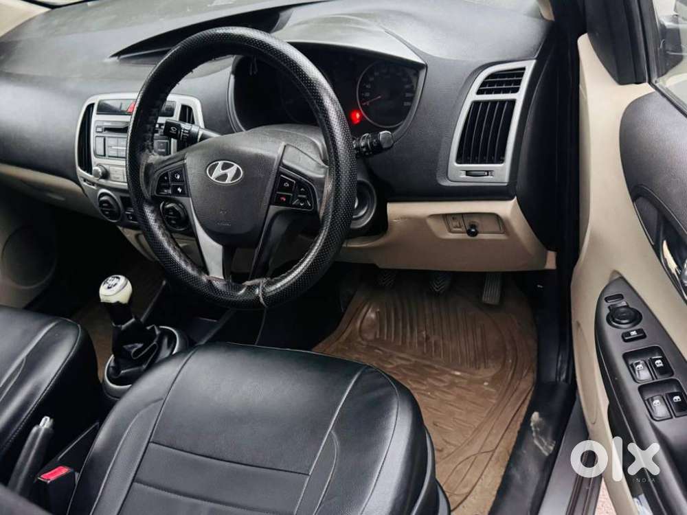 Hyundai I20 Sportz 1.2 Bs-iv, 2012, Diesel