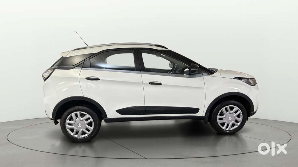 Tata Nexon 1.2 Revotron Xm, 2020, Petrol