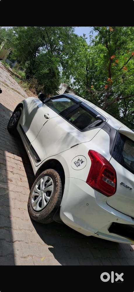Maruti Suzuki Swift 2022 Petrol 87742 Km Driven
