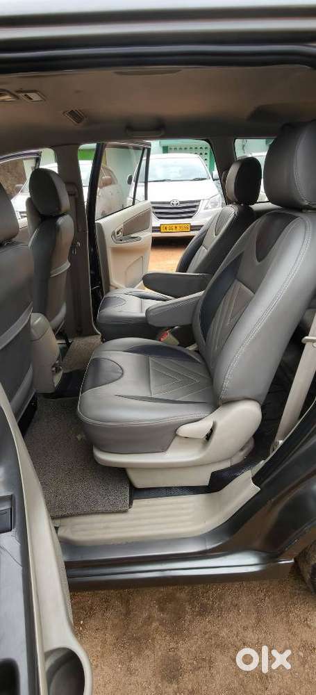 Toyota Innova 2.5 G (diesel) 7 Seater, 2012, Diesel