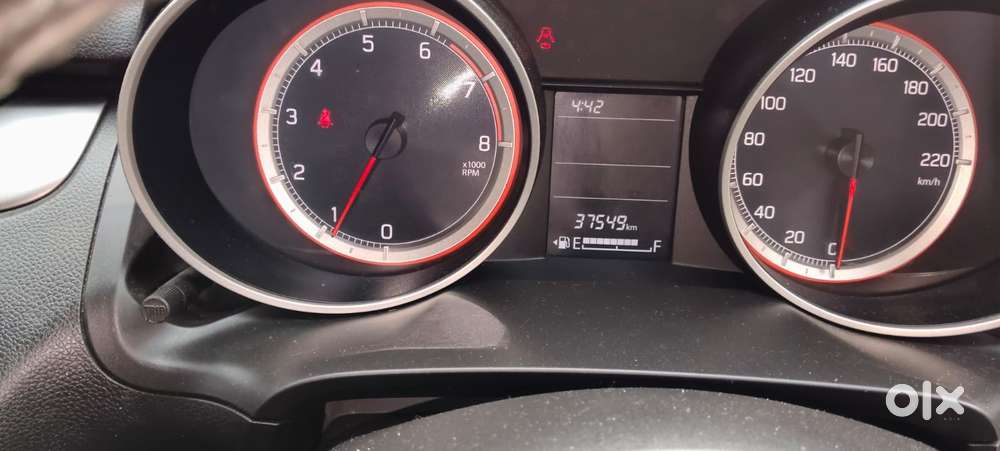 Maruti Suzuki Swift Vvt Vxi, 2021, Petrol