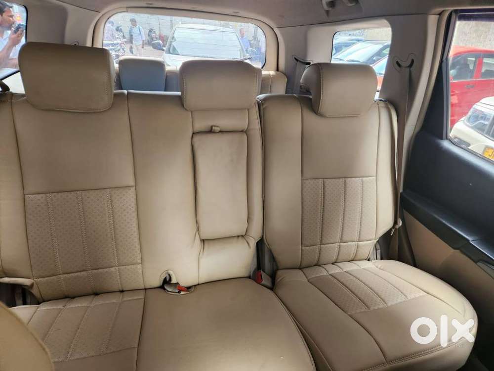 Mahindra Xuv500 (2015 Model)