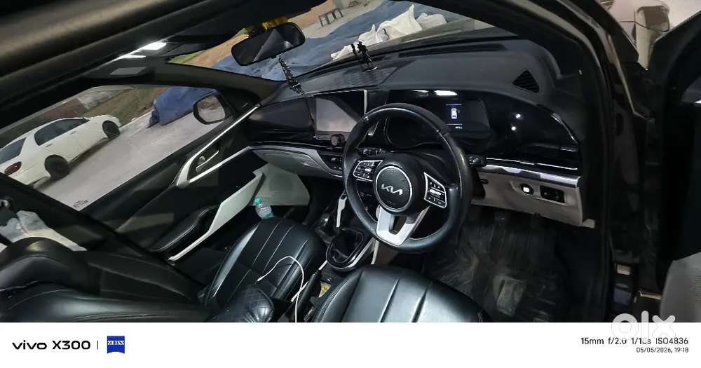 Kia Carens 2022 Diesel Well Maintained
