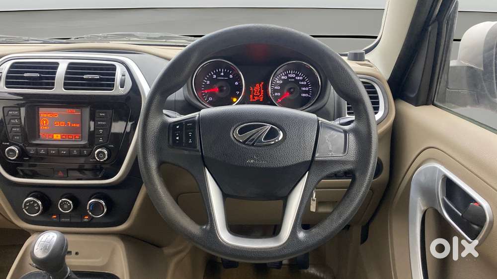 Mahindra Tuv 300 Mhawk100 T8, 2017, Diesel