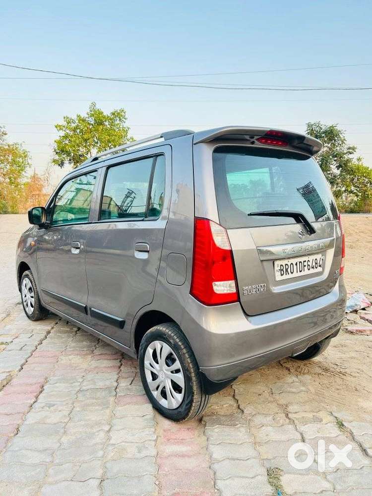 Maruti Suzuki Wagon R 1.0 Vxi Plus Amt, 2017, Petrol