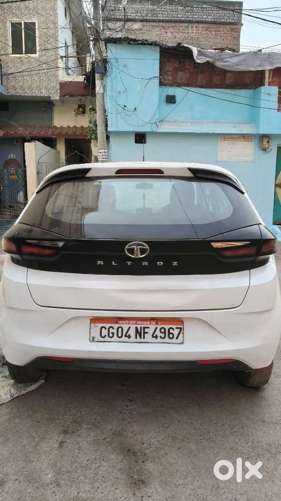 115000 Km Driven Tata Altroz