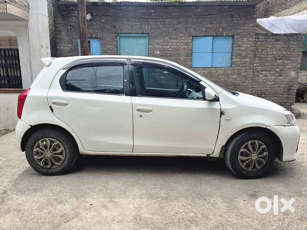Toyota Etios Liva 2013 Diesel Well Maintained