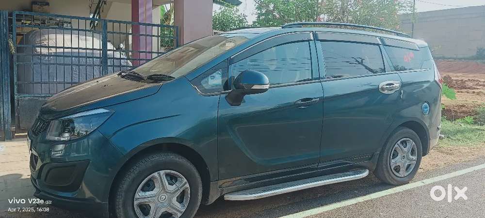 Mahindra Marazzo 2018