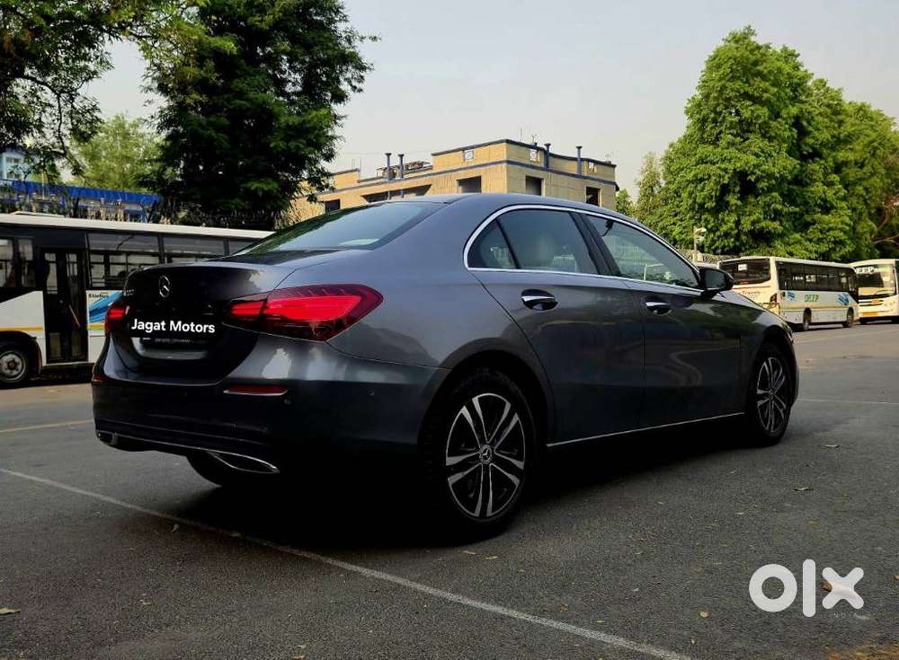 Mercedes-benz A-class Limousine 200, 2023, Petrol