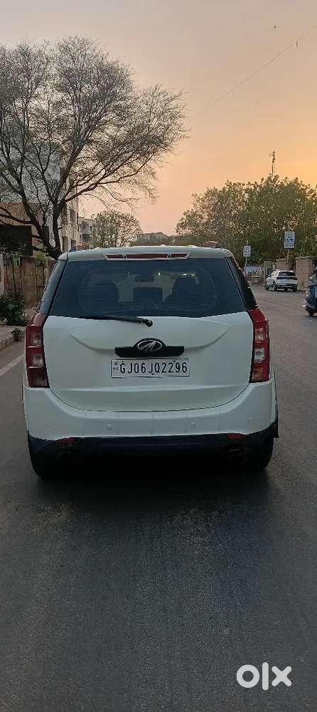 Mahindra Xuv500 2016