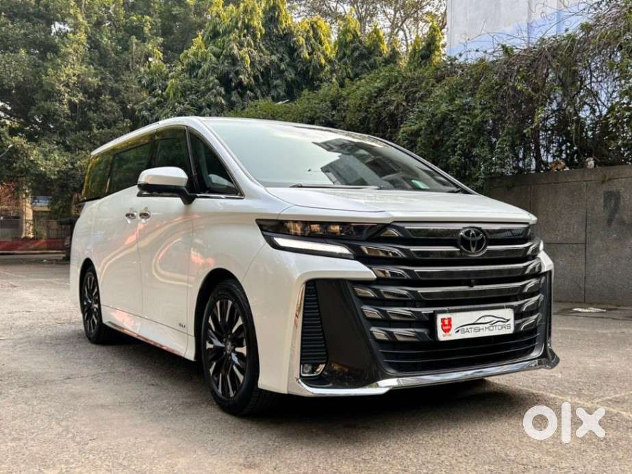 Toyota Vellfire Vip – Executive Lounge, 2024, Petrol