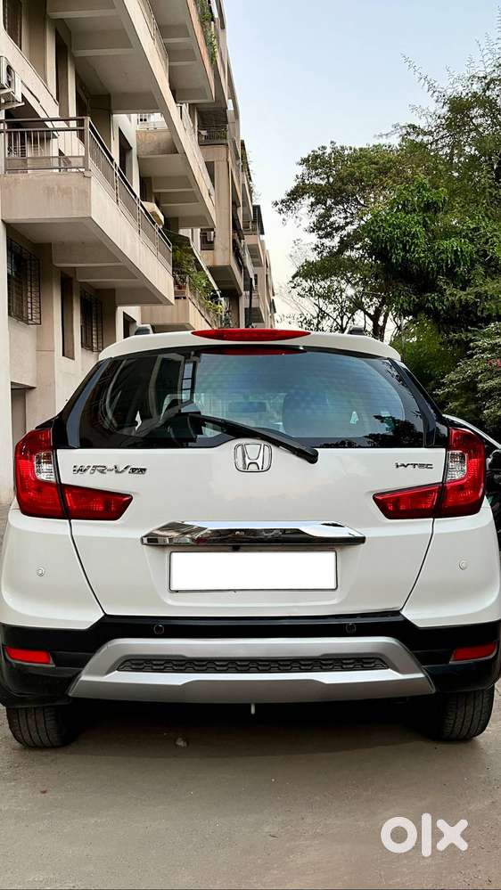 Honda Wr-v Vx Petrol Mt Exclusive Edition With Sunroof