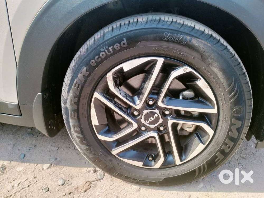 Kia Carens 1.5 Luxury Plus Turbo 7 Str, 2023, Petrol