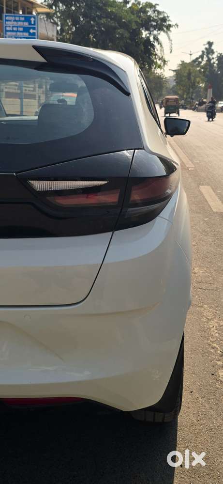 Tata Altroz Xz, 2020, Petrol