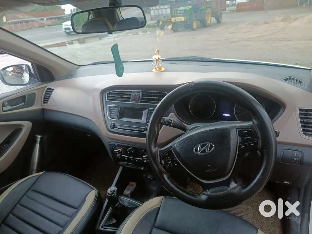 Hyundai I20 Active 2017 Dual Tone