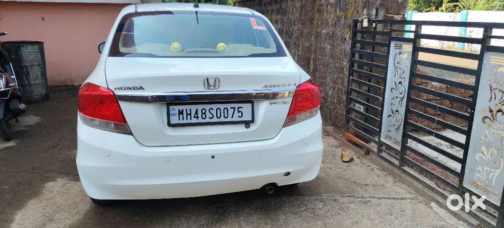 Honda Amaze 2013 Petrol Well Maintained