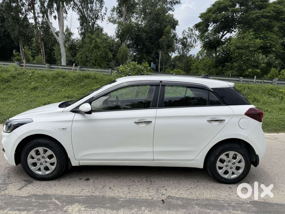 Hyundai I20 Magna 1.2 Vtvt, 2019, Petrol