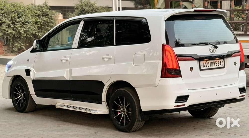 Toyota Innova 2.5 G (diesel) 7 Seater, 2015, Diesel