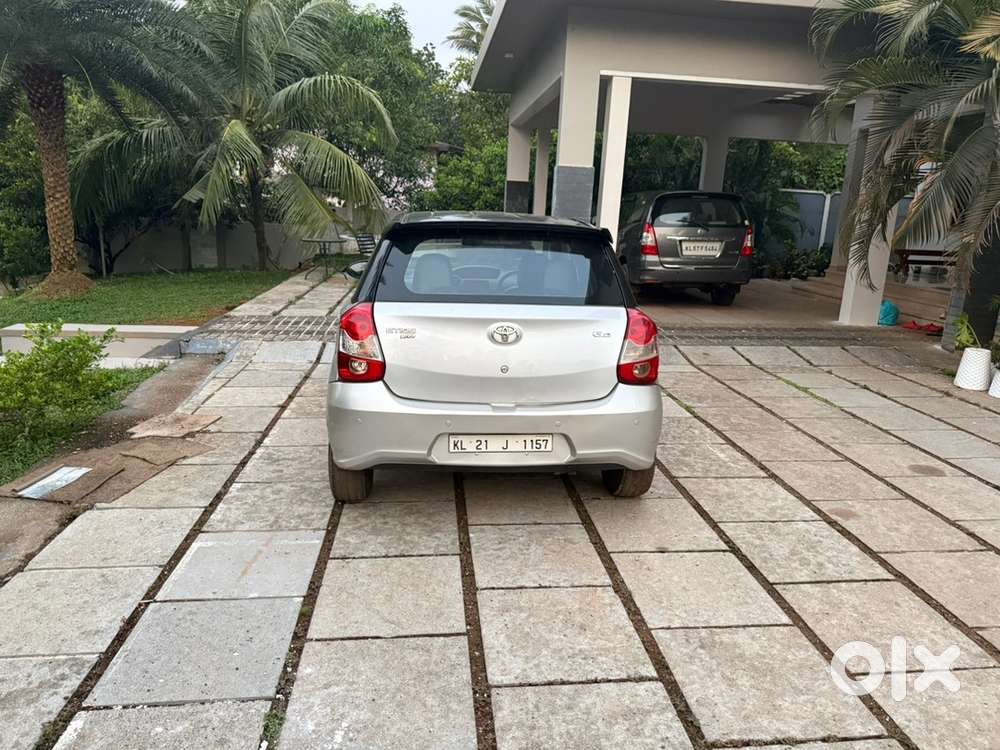 Toyota Etios Liva 2013