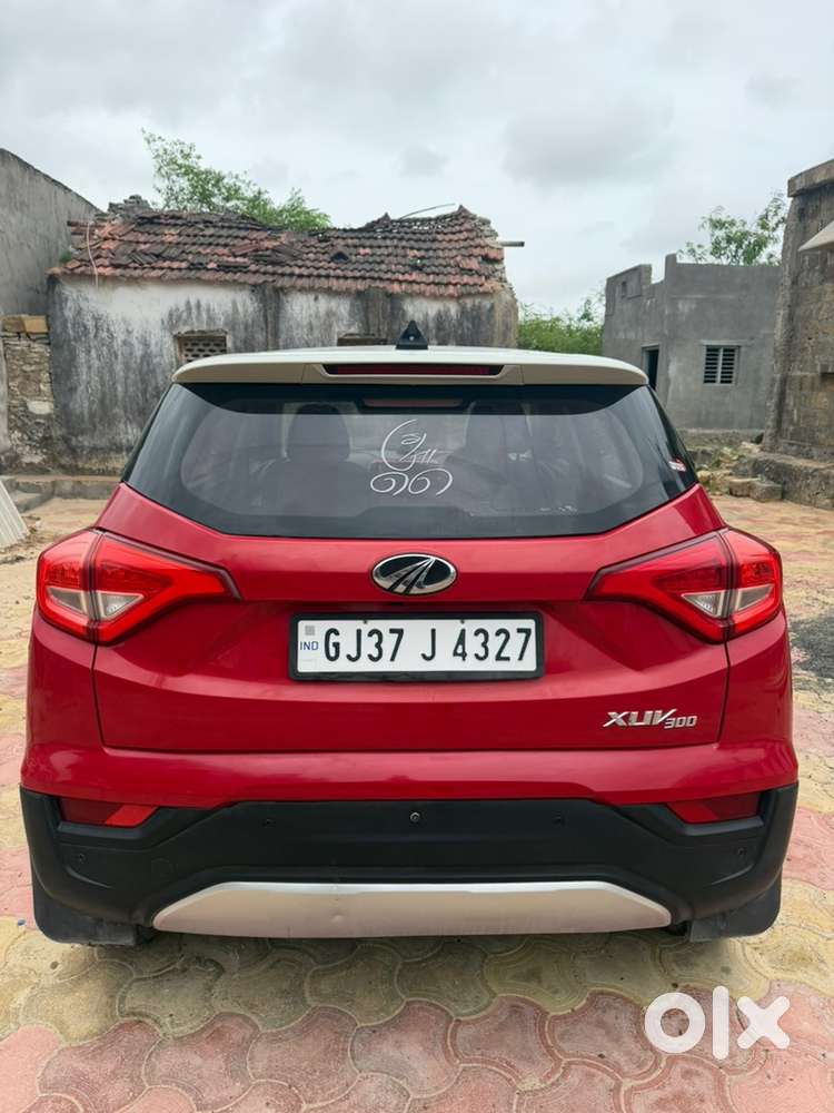 Mahindra Xuv300 Petrol 2021