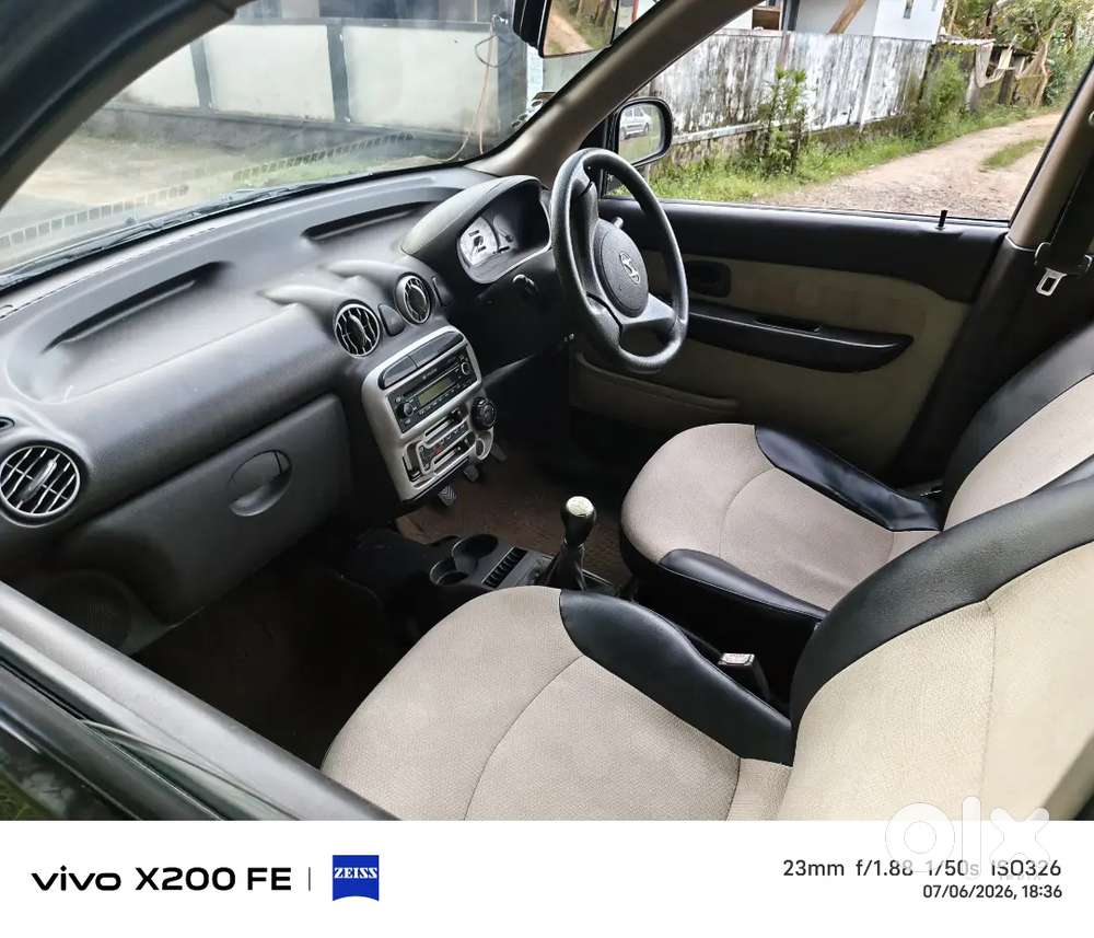 Hyundai Santro Xing 2011 Petrol Audio
