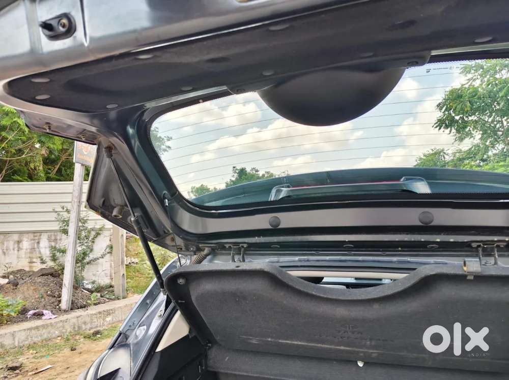 Tata Nexon 1.2 Revotron Xza Plus, 2018, Petrol