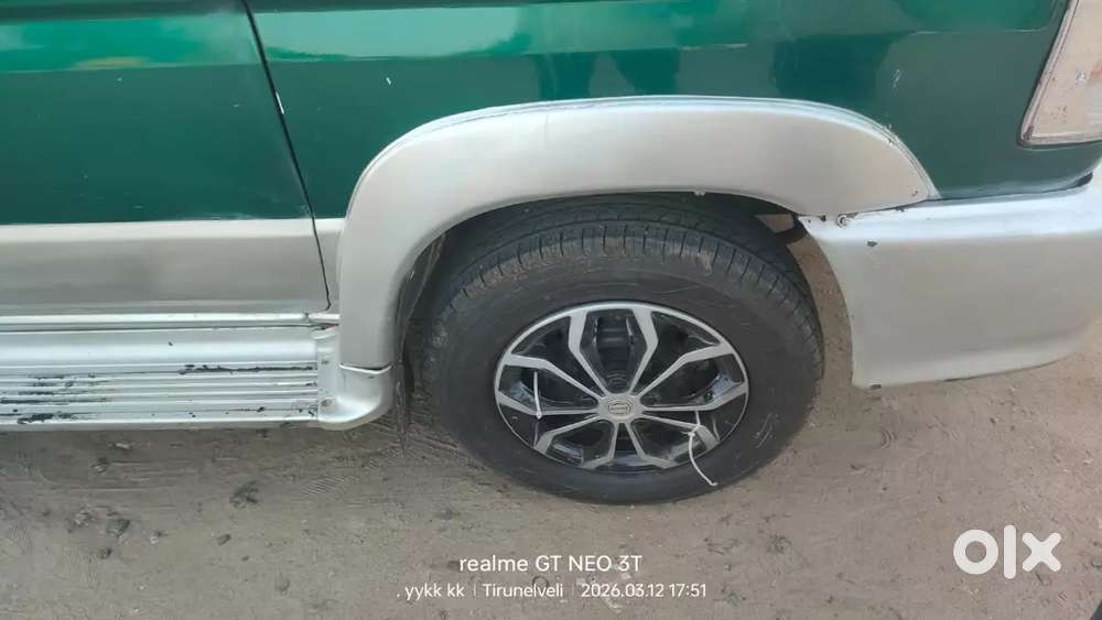 Toyota Qualis 2002 Diesel 350000 Km Driven