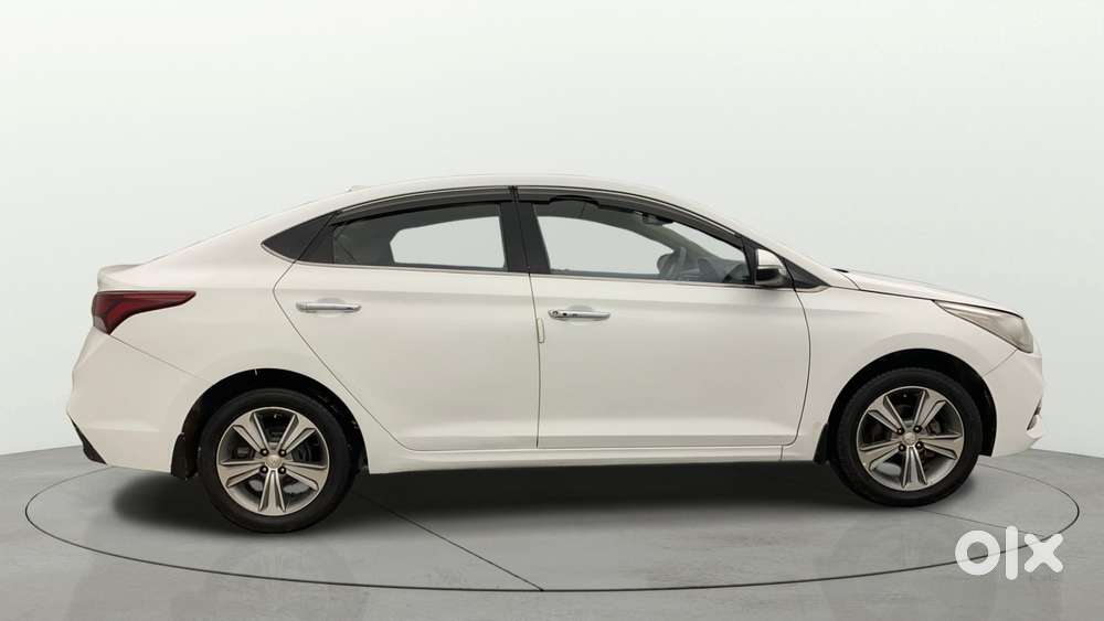 Hyundai Verna 1.6 Sx (o) Vtvt, 2018, Petrol
