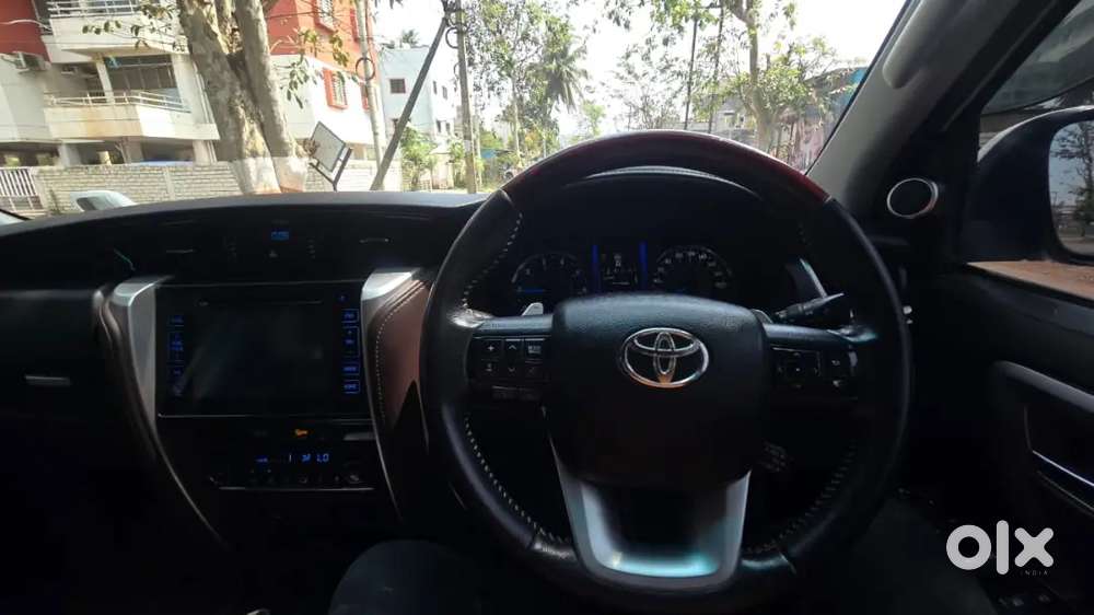 Toyota Fortuner Legender 2018 Diesel