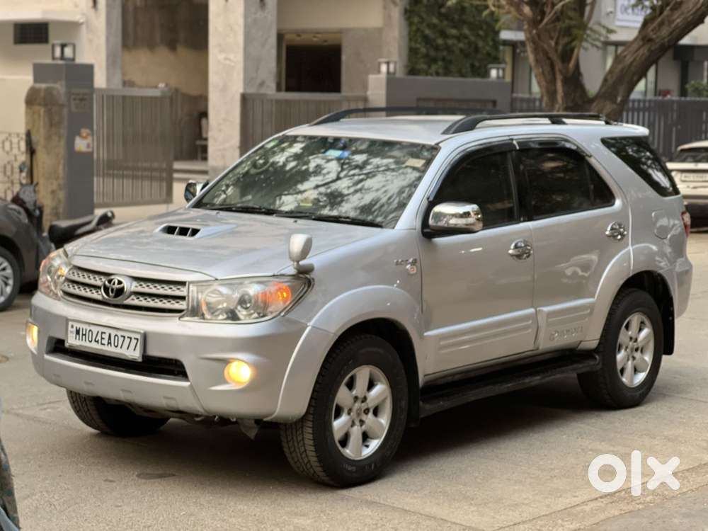 Toyota Fortuner 4x4 Manual Limited Edition, 2009, Diesel