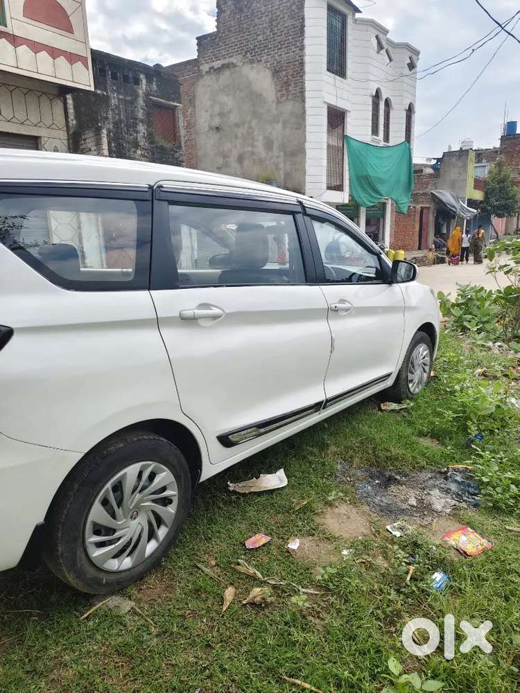 Maruti Ertiga Vxi 2024