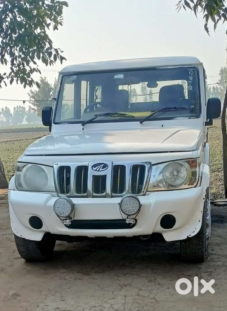 Hame Mahindra Ki Car Bechni H