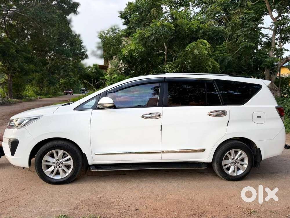 Toyota Innova Crysta 2.4 V 8 Str, 2018, Diesel