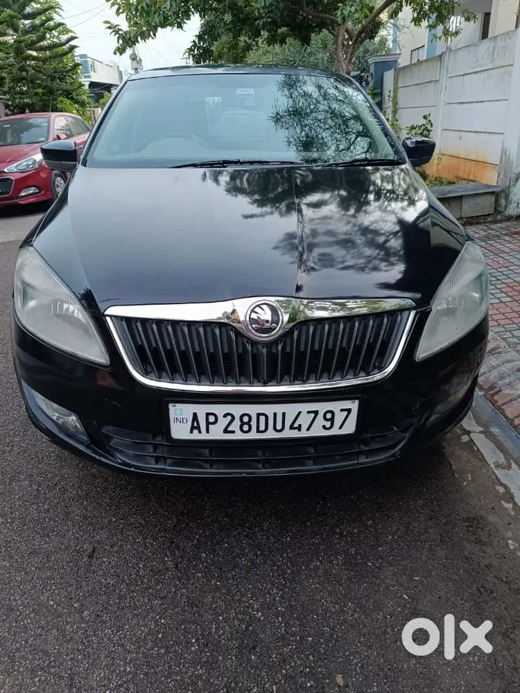 Skoda Rapid 2013 Diesel 143000 Km Driven