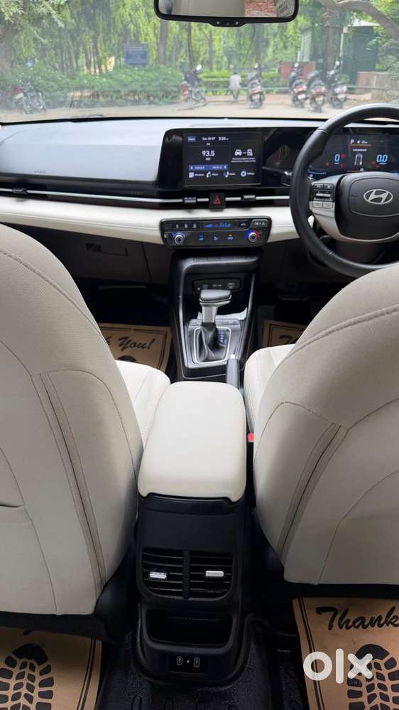 Hyundai Verna 1.5 Sx Ivt, 2025, Petrol