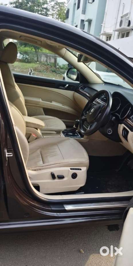 Skoda Superb 1.8 Elegance Tsi At, 2015, Petrol