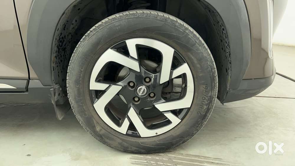 Nissan Magnite 1.0 Xv Turbo Cvt, 2023, Petrol