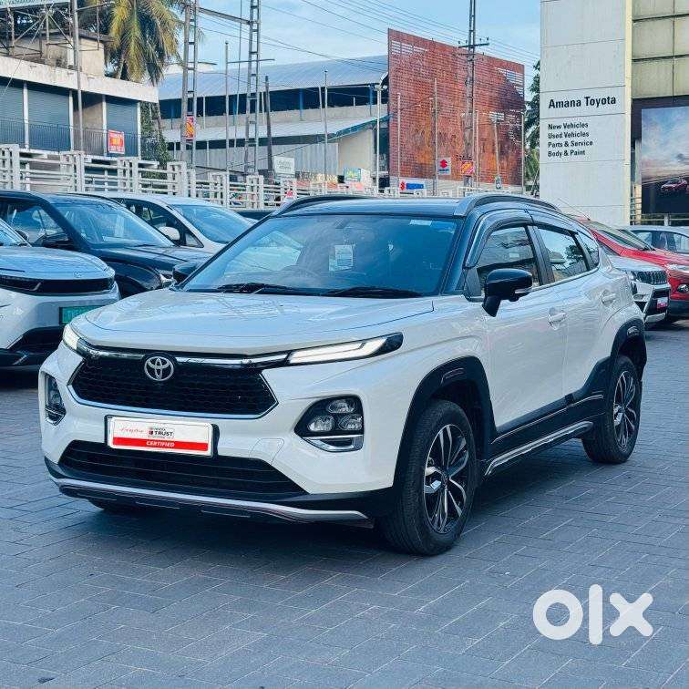 Toyota Urban Cruiser Taisor V 1.0 Petrol At Dual Tone, 2024, Petrol
