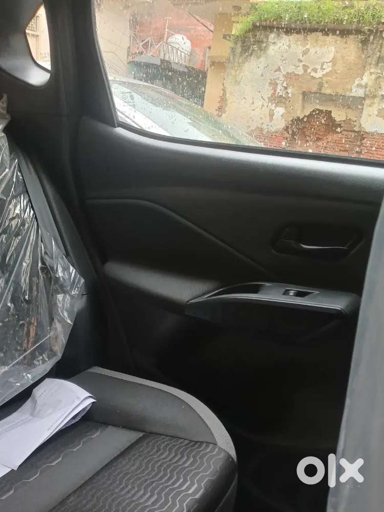 Nissan Magnite 2026 Petrol 4000 Km Driven