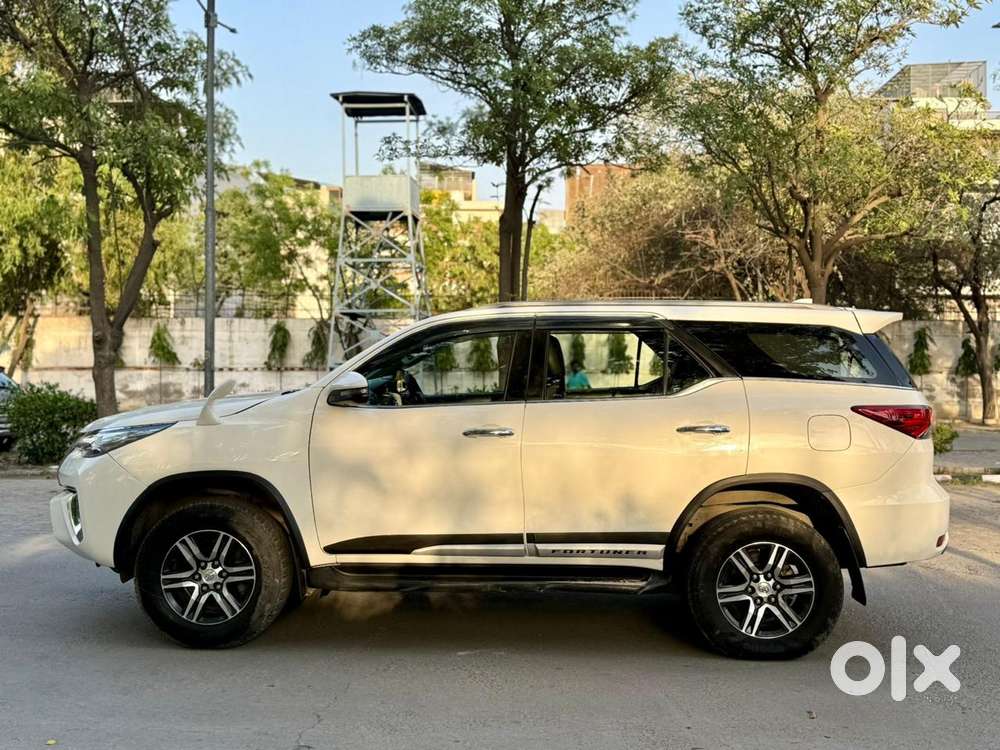Toyota Fortuner 4x2 At 2.8 Diesel, 2019, Diesel