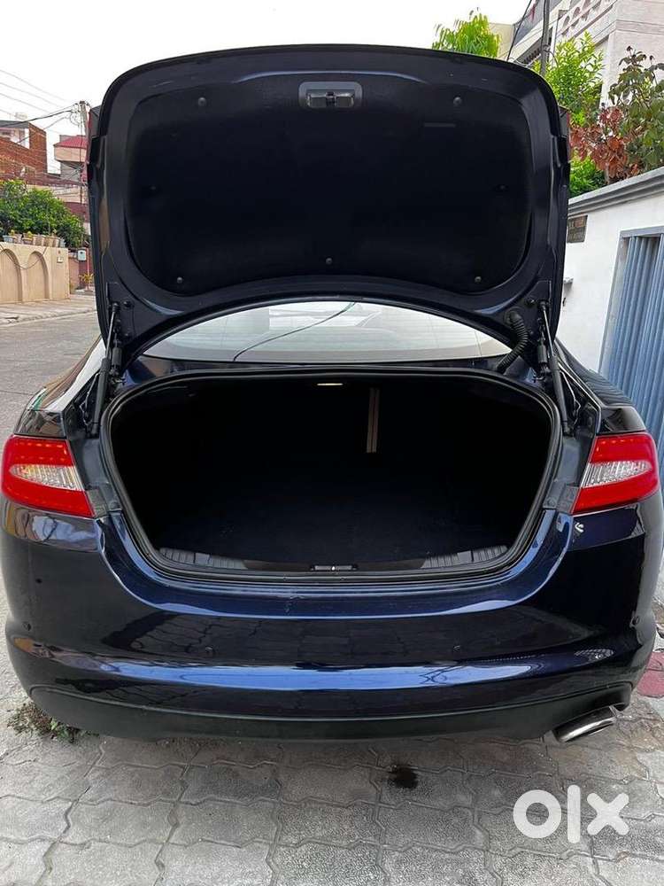 Jaguar Xf 2014 Diesel Well Maintained