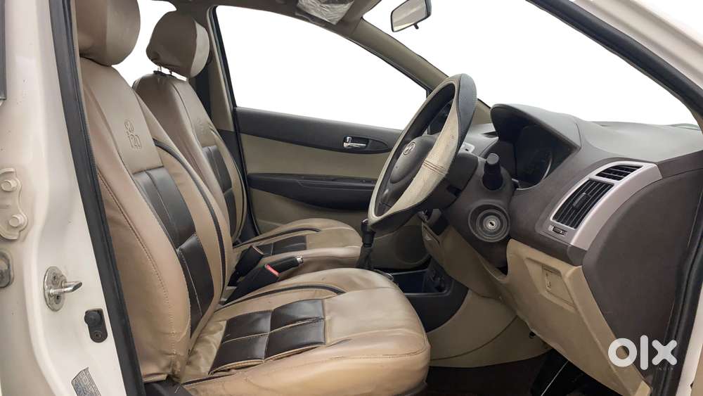 Hyundai I20 Magna, 2012, Petrol